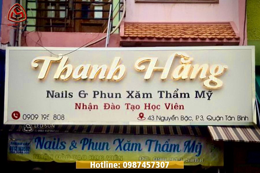 bảng hiệu nhôm alu