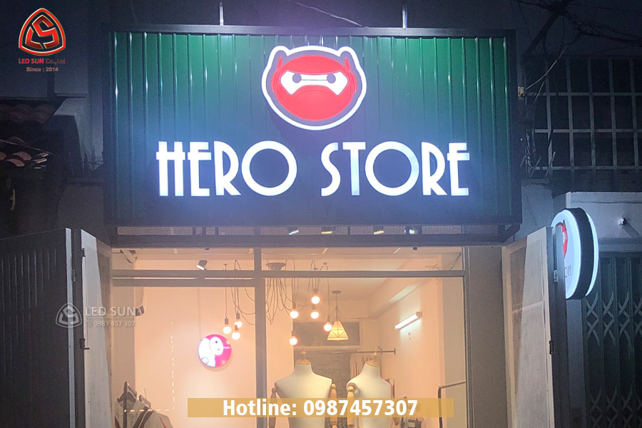 Bảng hiệu tôn sóng đèn led cho Hero Store